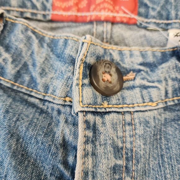 Levi Strauss Signature Stretch Capri Jean Women's Light Wash Sz Misses 14 Used - Picture 6 of 16